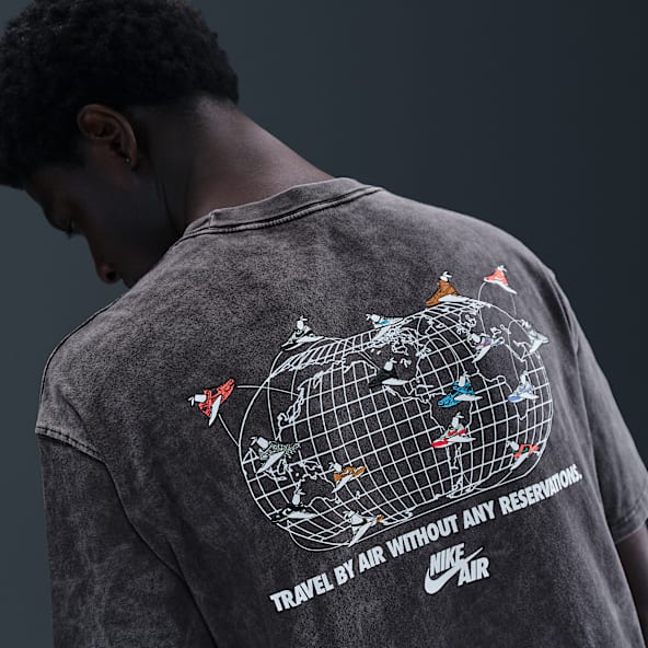 Nike USA スタジャン ネイビー/ベージュ USA Dugout Men's Nike Breaking Satin Jacket. Nike.com
